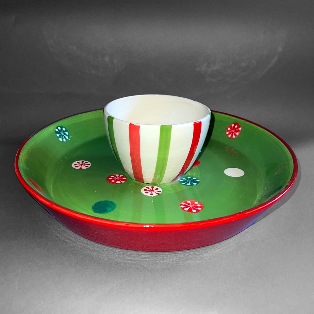Red & Green Chip & Dip Bowl / Snowman Cake Plate